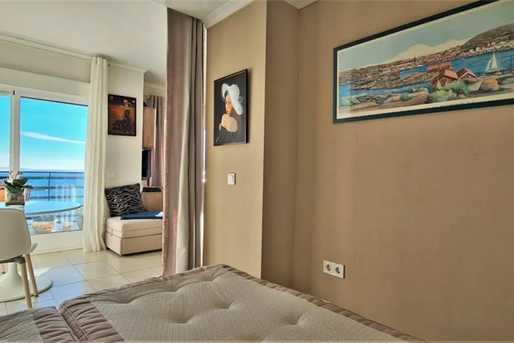 Apartamento Lujoso Y Moderno Vistas Panoramicas Al Mar Appartement Marbella
